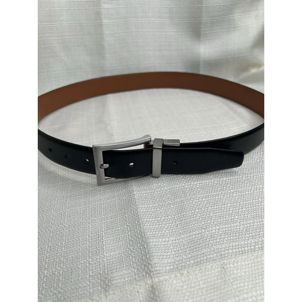 Boys Small/Medium Reversible Black Brown Leather Belt